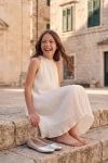 Professional_travel_fashion_editorial_photograph_o-1788435664757.png
