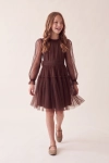 Edit_the_background_ONLY_Remove_the_visible_rolle-1790853469158.png