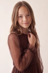 Same_girl_as_in_the_reference_images_keep_her_ex-1790853305787.png