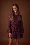 Edit_this_studio_portrait_keep_everything_identic-1792761437807.png